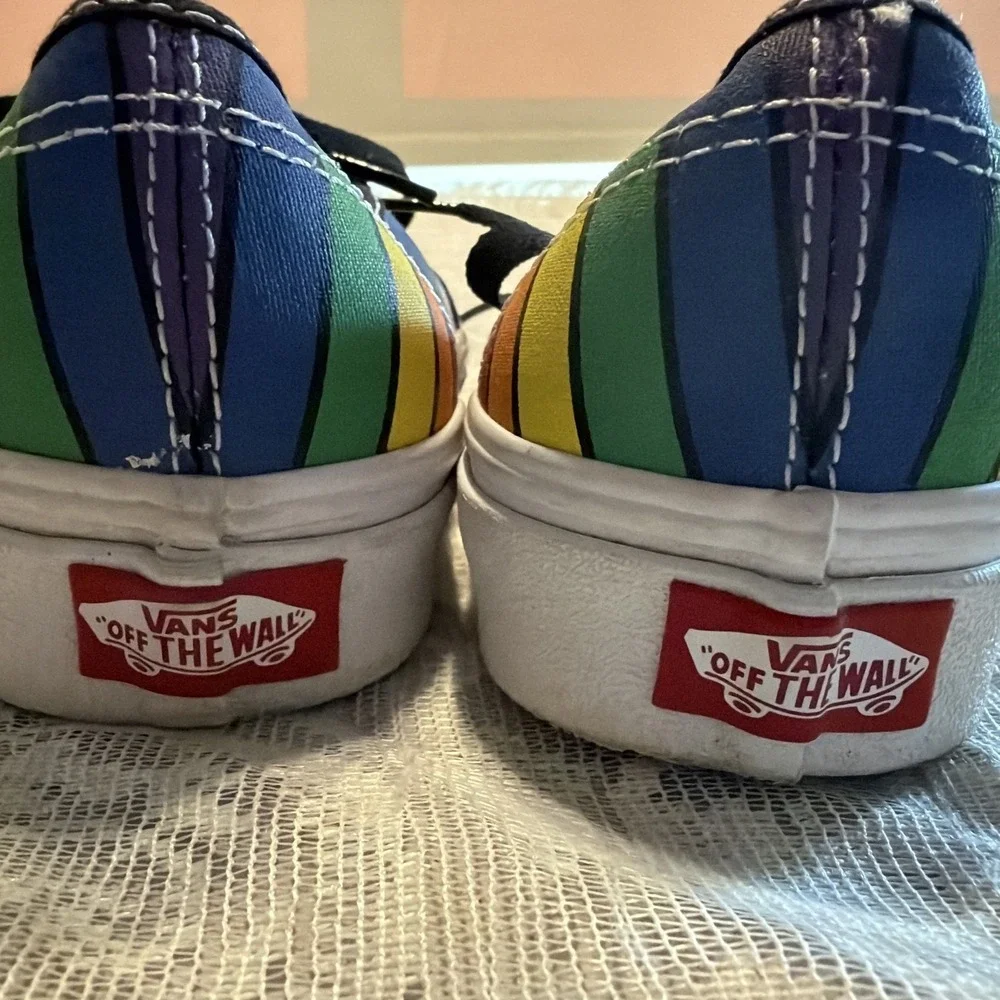 NWOB Vans Refract Rainbow Skater Sneakers Whimsigoth  GRUNGE W6.5/M5 Authentic